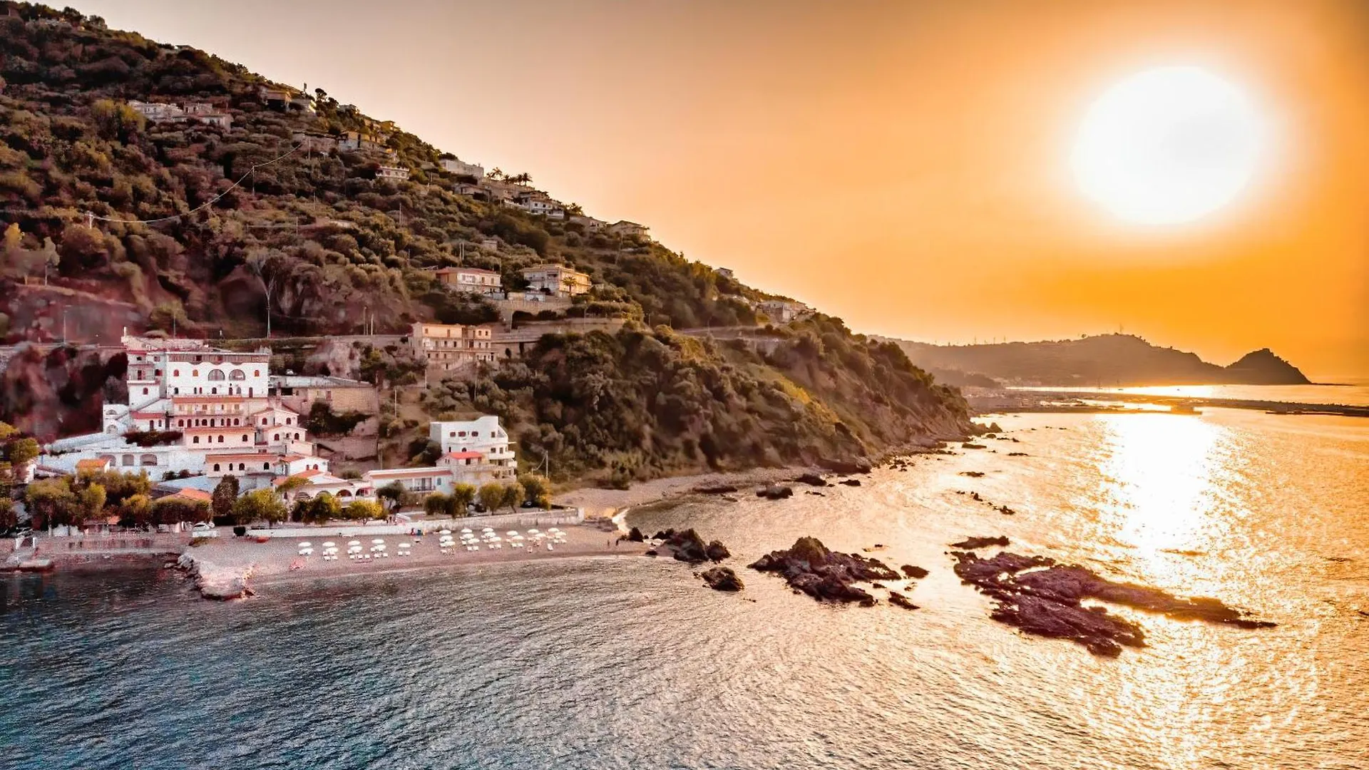 מלון Capo dʼOrlando Albergo Baia Verde